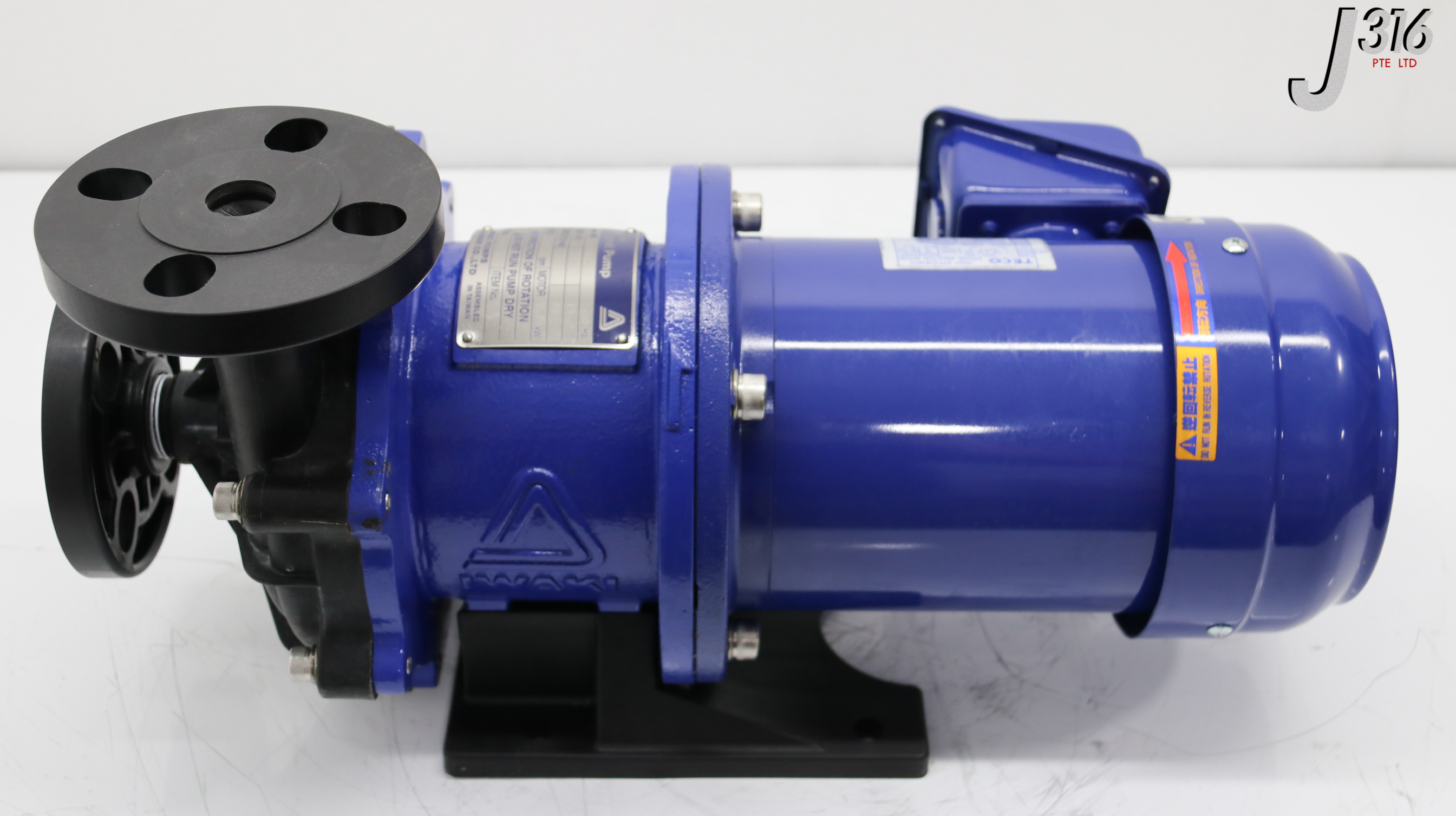 33768 IWAKI MAGNETIC DRIVE PUMP, MX SERIES, 2840RPM MX-251CV5-4